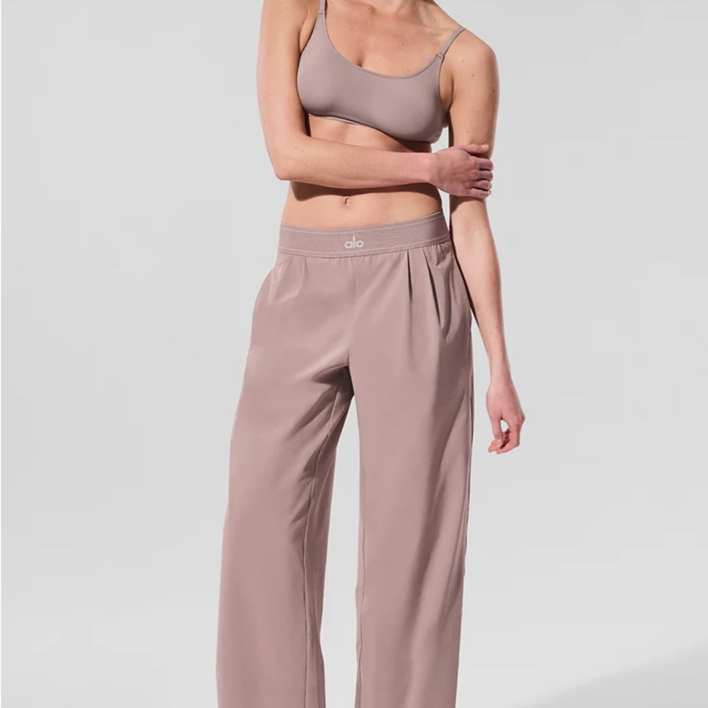 ALO Yoga Suit Up Trouser (Regular) Taupe